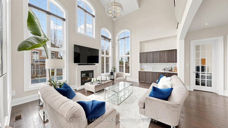 49 Langdon Dr, King, L7B 0L9 | Image 3