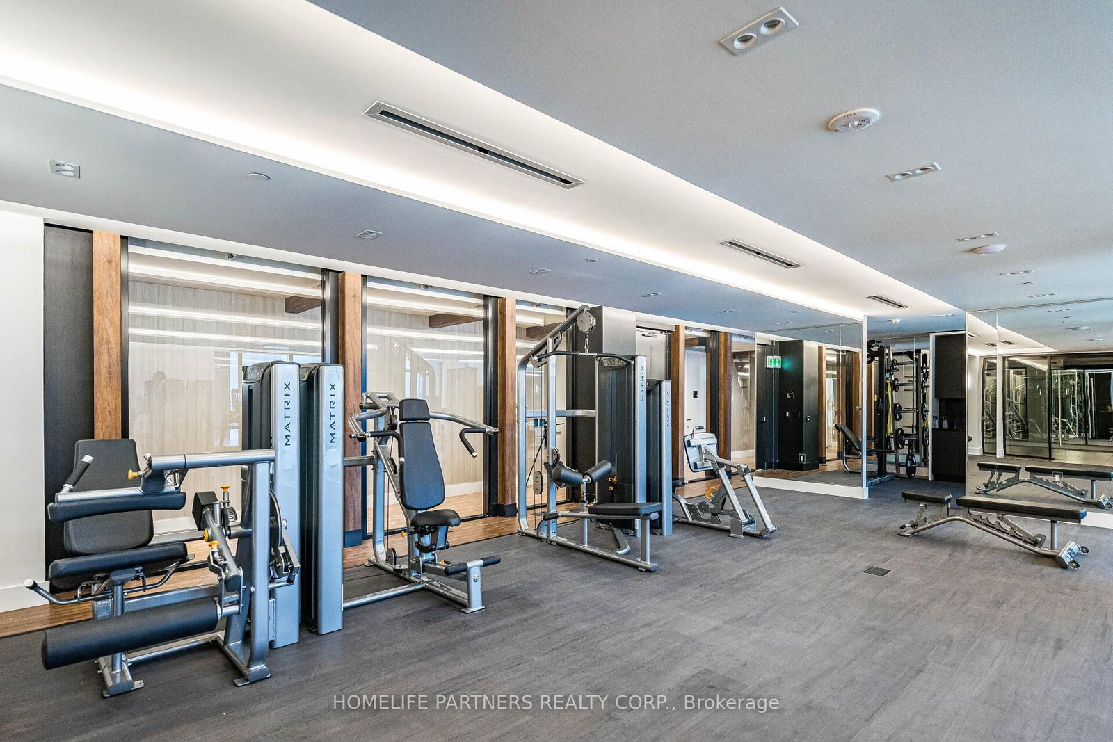 2075 King Road, Unit 206 - Photo 18