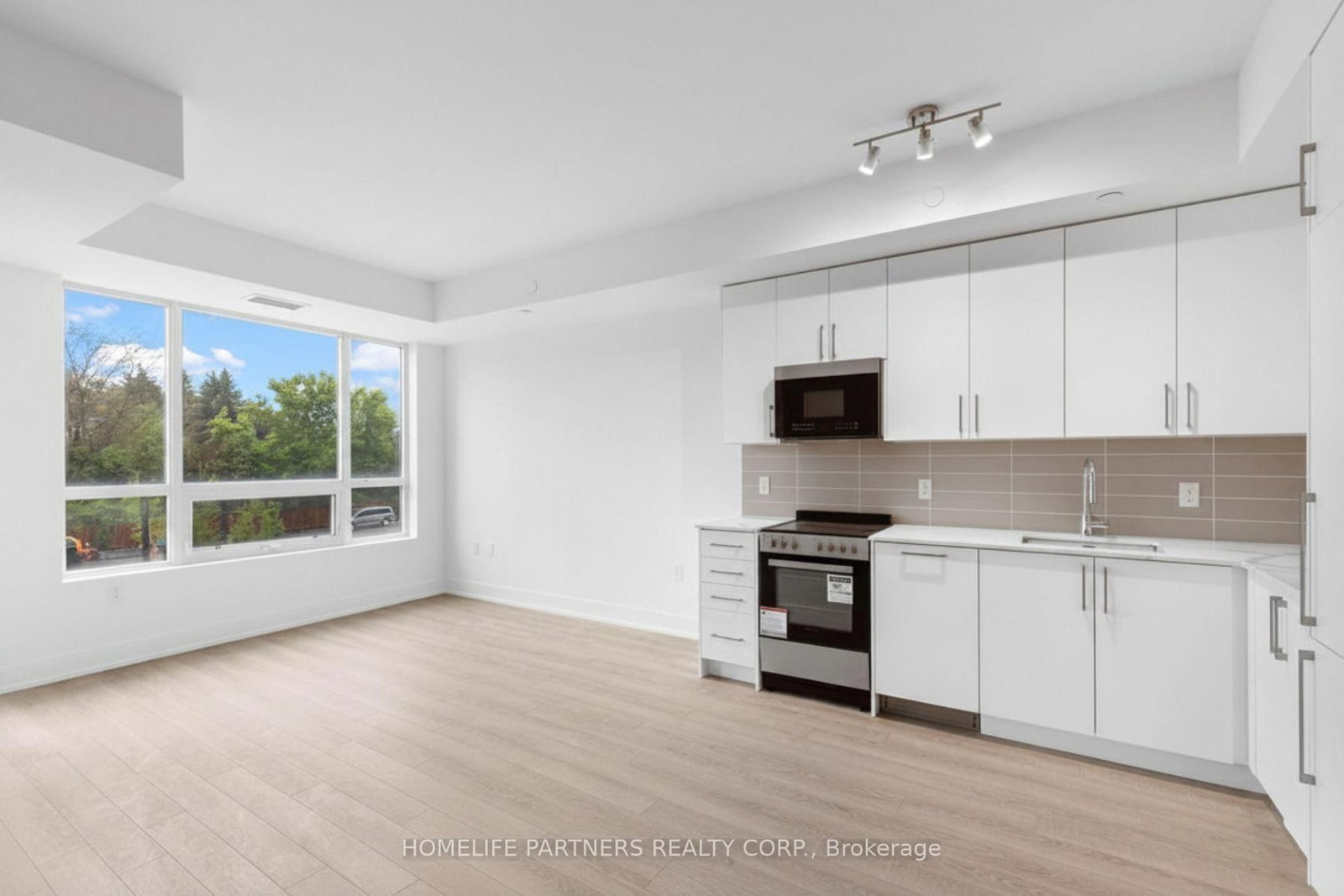 2075 King Road, Unit 206 - Photo 6