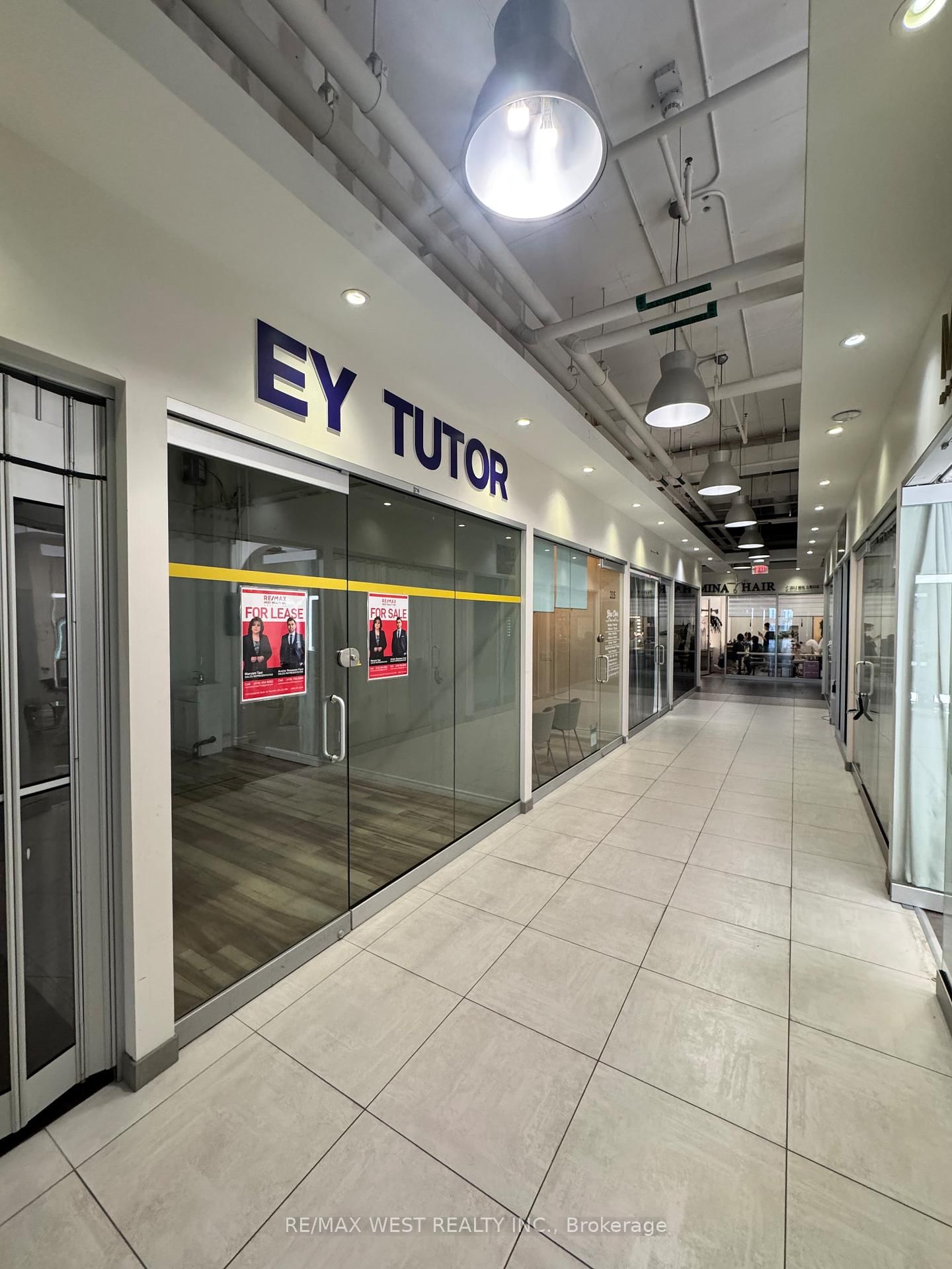 7181 Yonge Street, Unit 216 - Photo 8