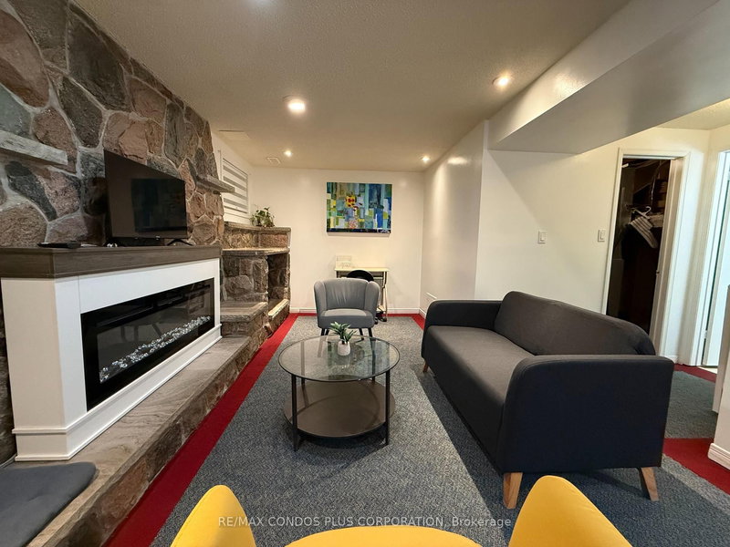 Lower Level #B - 7 Mckelvey Dr, Markham, L3T 5X6 | Image 2