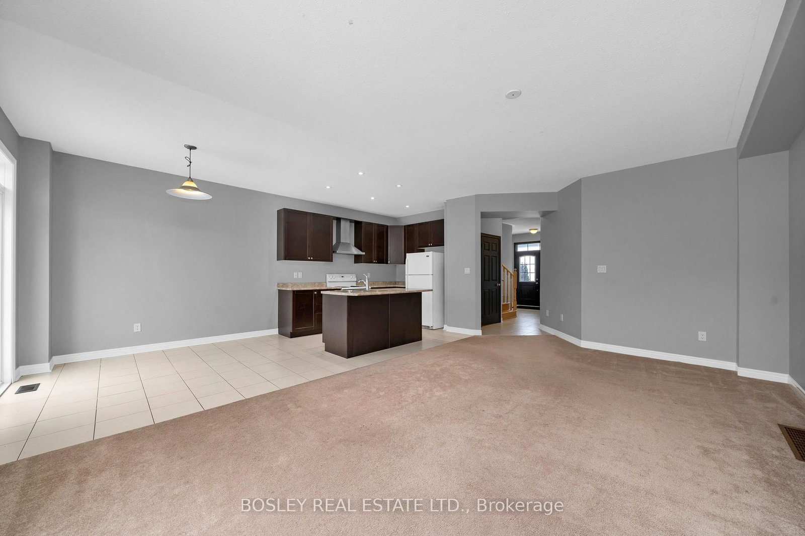 24 Schwalm Crescent • New Tecumseth, ON photo 10