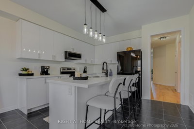 1302 Broderick Street • Innisfil, ON photo 5