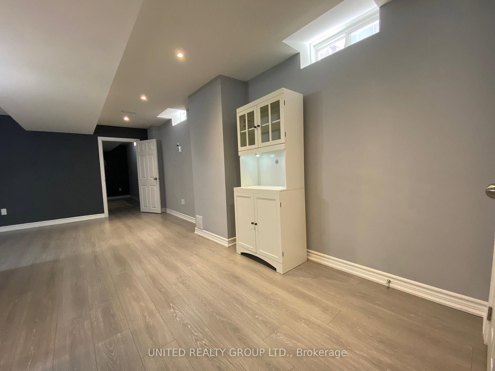 271 Wardlaw Place, Unit Basement - Photo 10