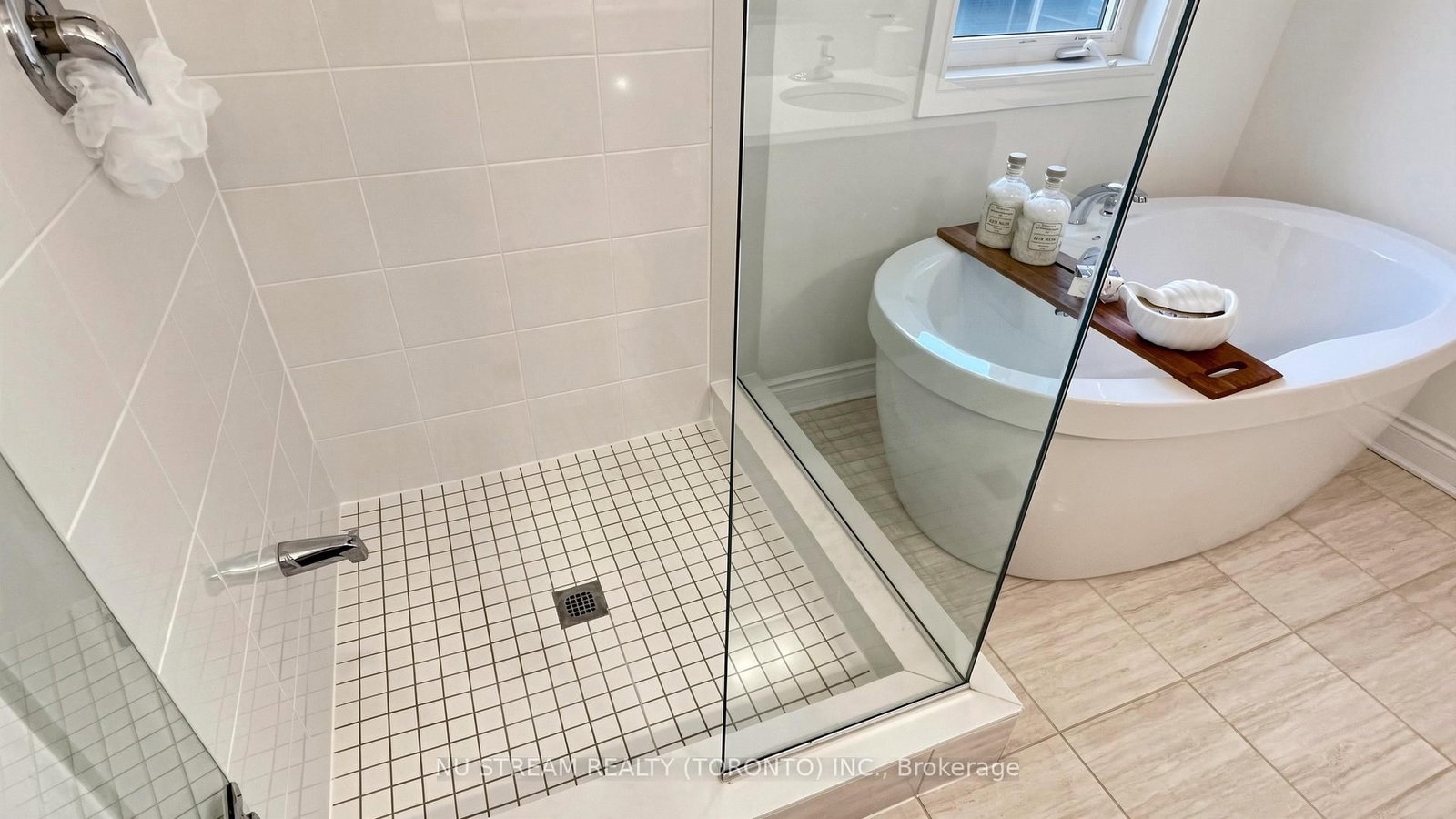 89 Hartney Drive • Richmond Hill, ON photo 38