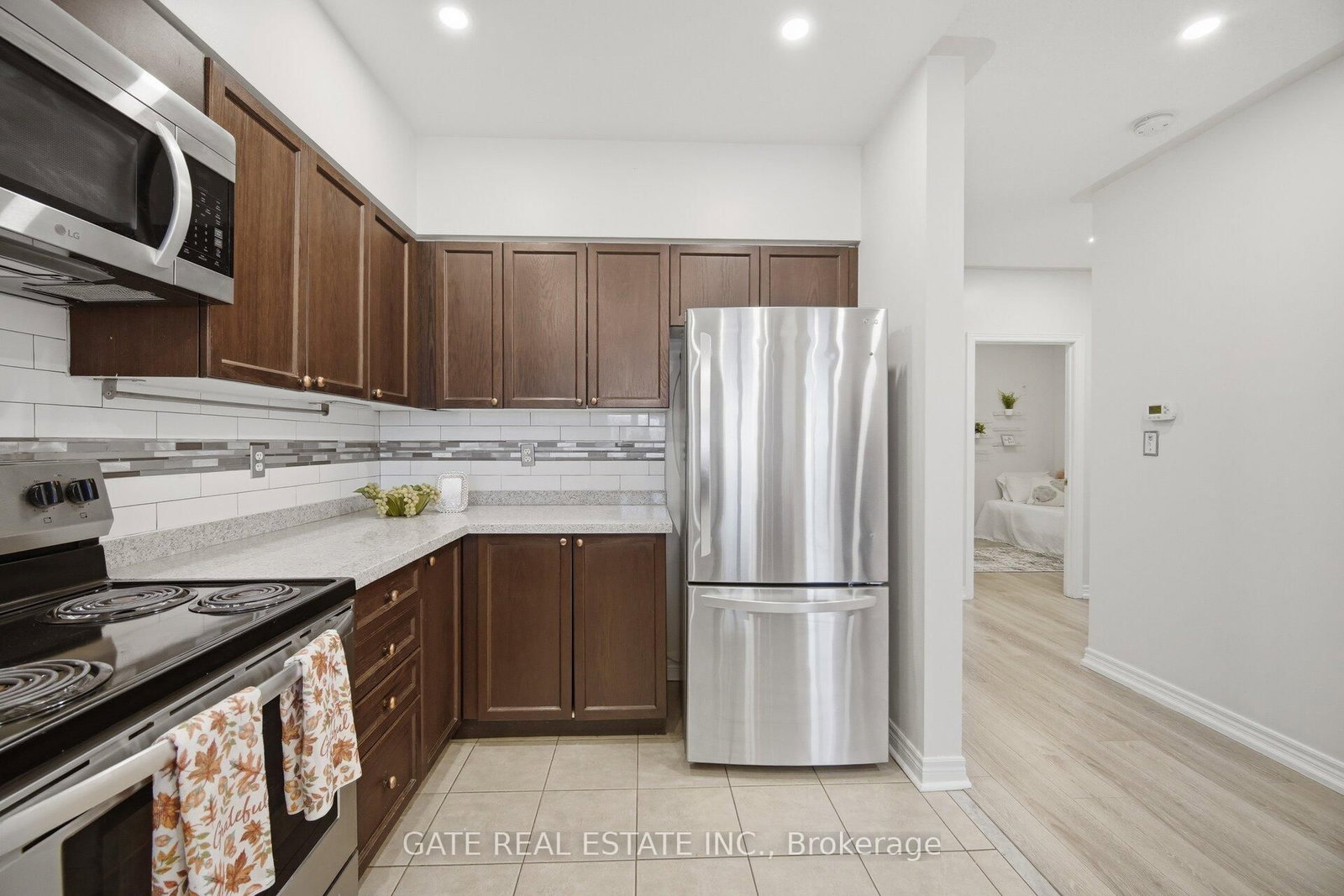 7340 Markham Road, Unit 104 - Photo 12