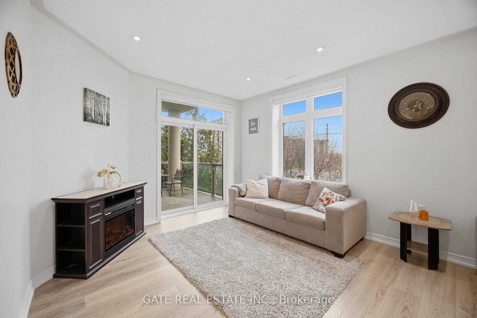 7340 Markham Road, Unit 104 - Photo 21