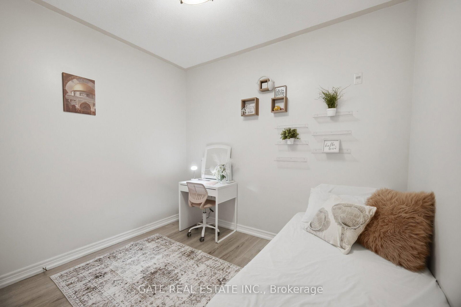 7340 Markham Road, Unit 104 - Photo 38