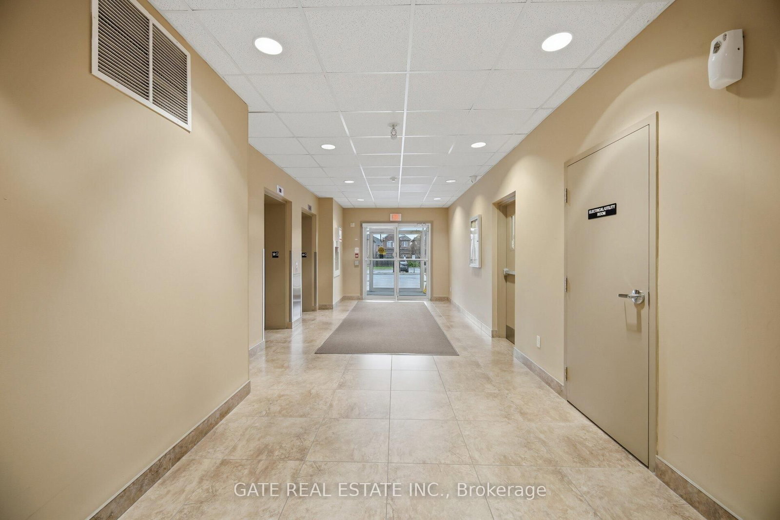 7340 Markham Road, Unit 104 - Photo 5