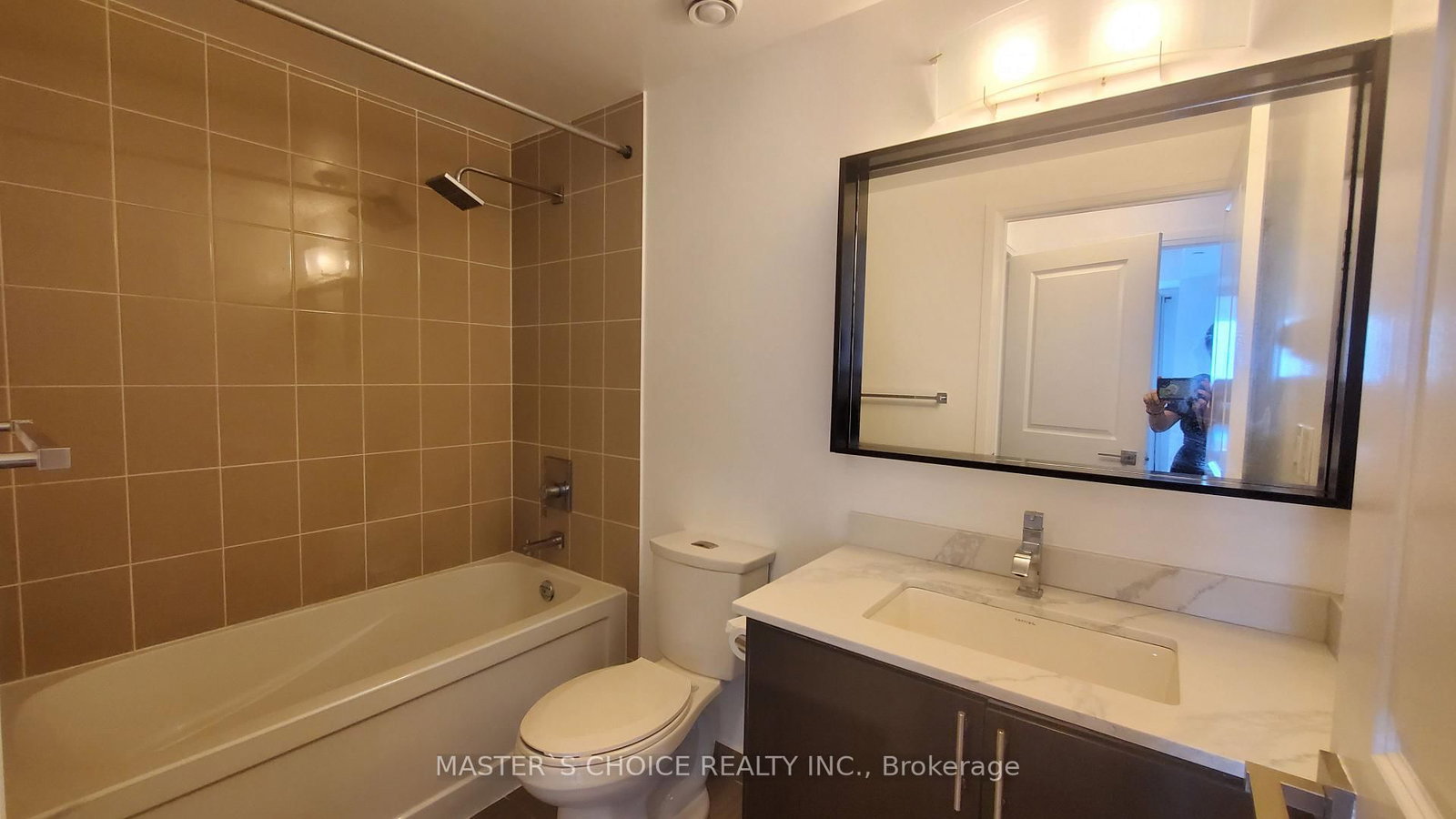 7171 Yonge Street, Unit 2311 - Photo 10