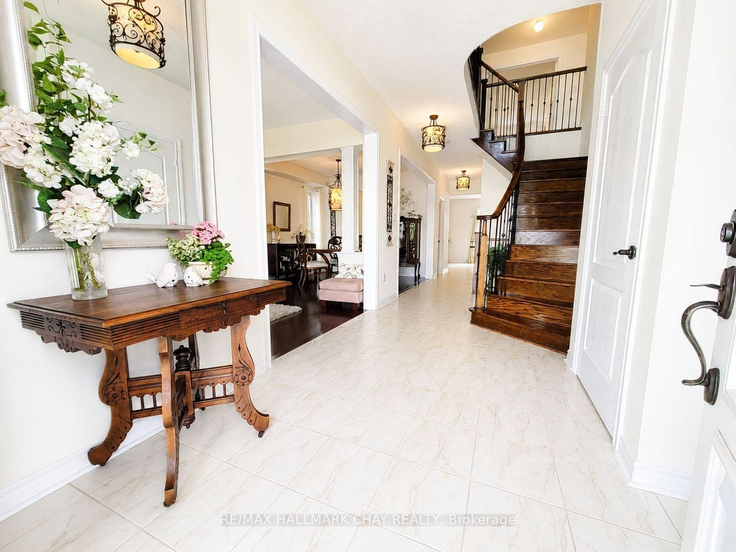 118 Mount Crescent • Essa, ON photo 5