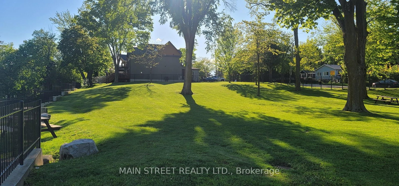 15 Hawaiian Circle • Whitchurch-Stouffville, ON photo 42