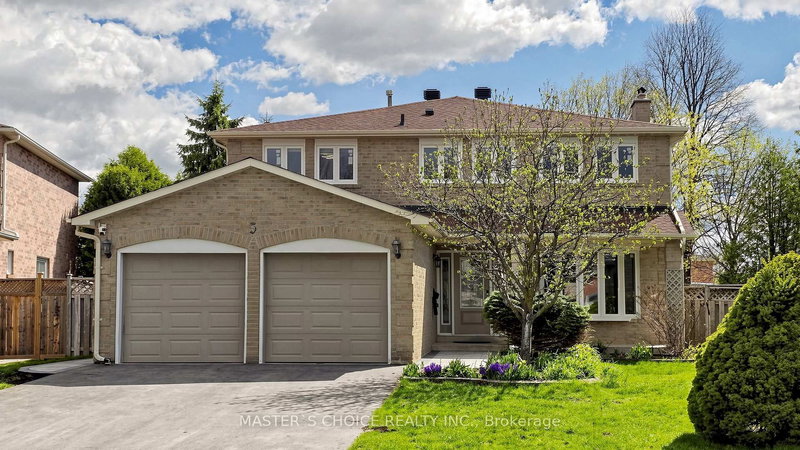 5 Espby Crt, Richmond Hill, L4C 9L2 | Image 3