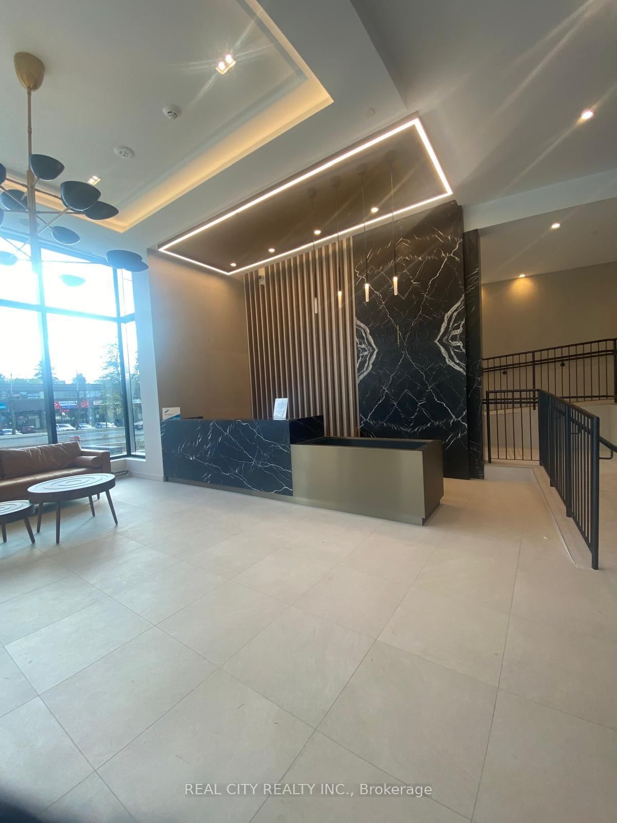 8188 Yonge Street, Unit 512 - Photo 4