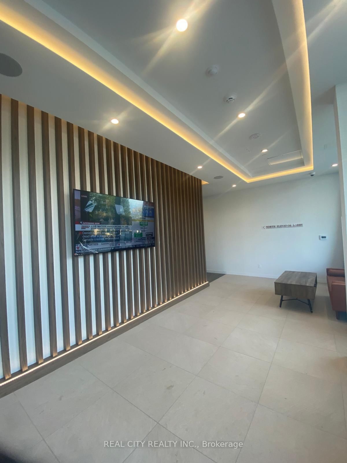 8188 Yonge Street, Unit 512 - Photo 5