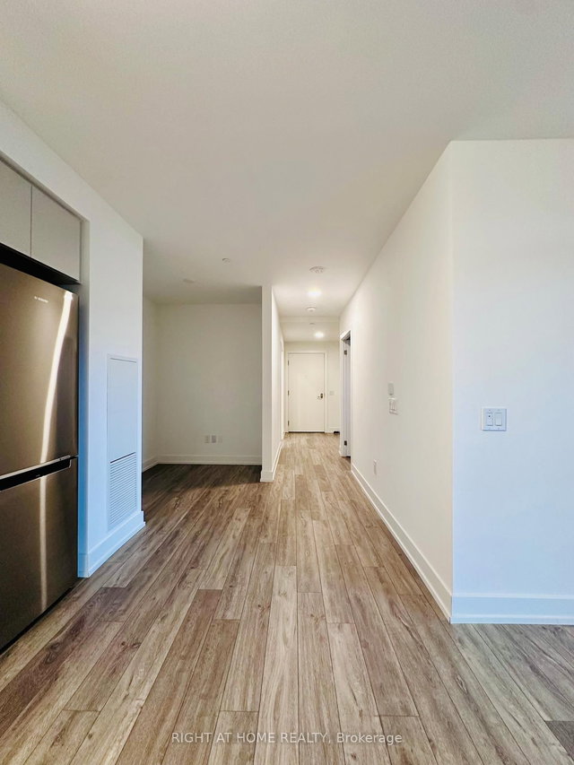 1126 - 9 Clegg Road