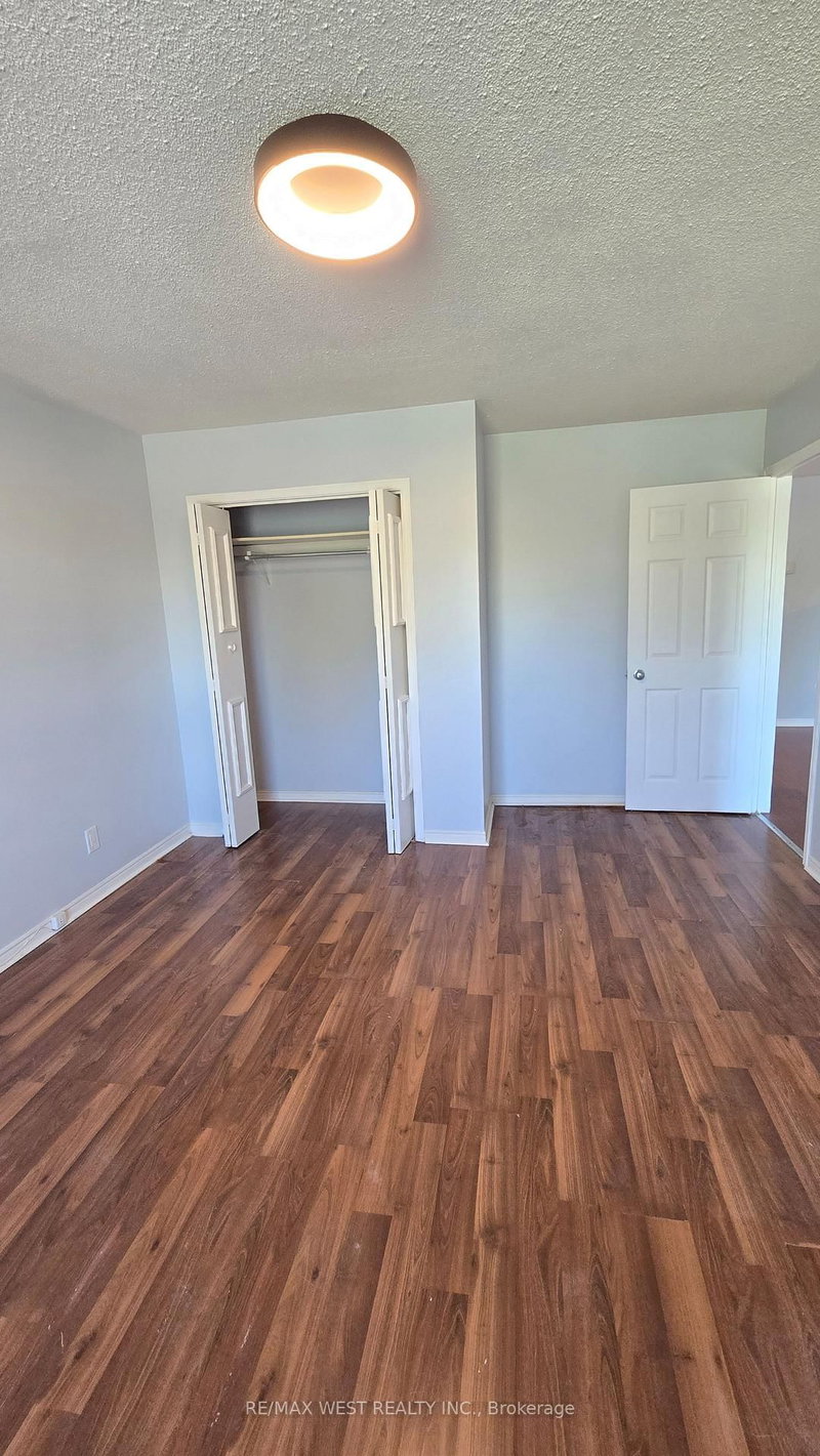 2 - 1270 Maple Road