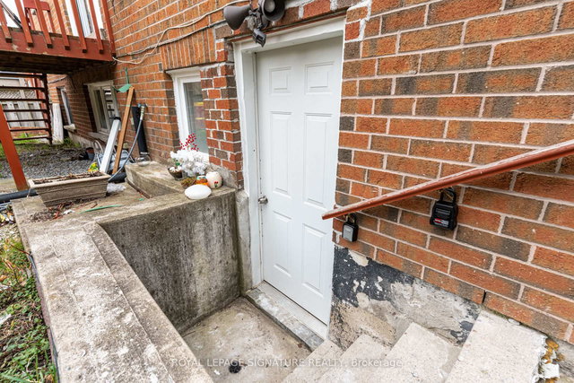 Bsmt - 161 Chambers Crescent