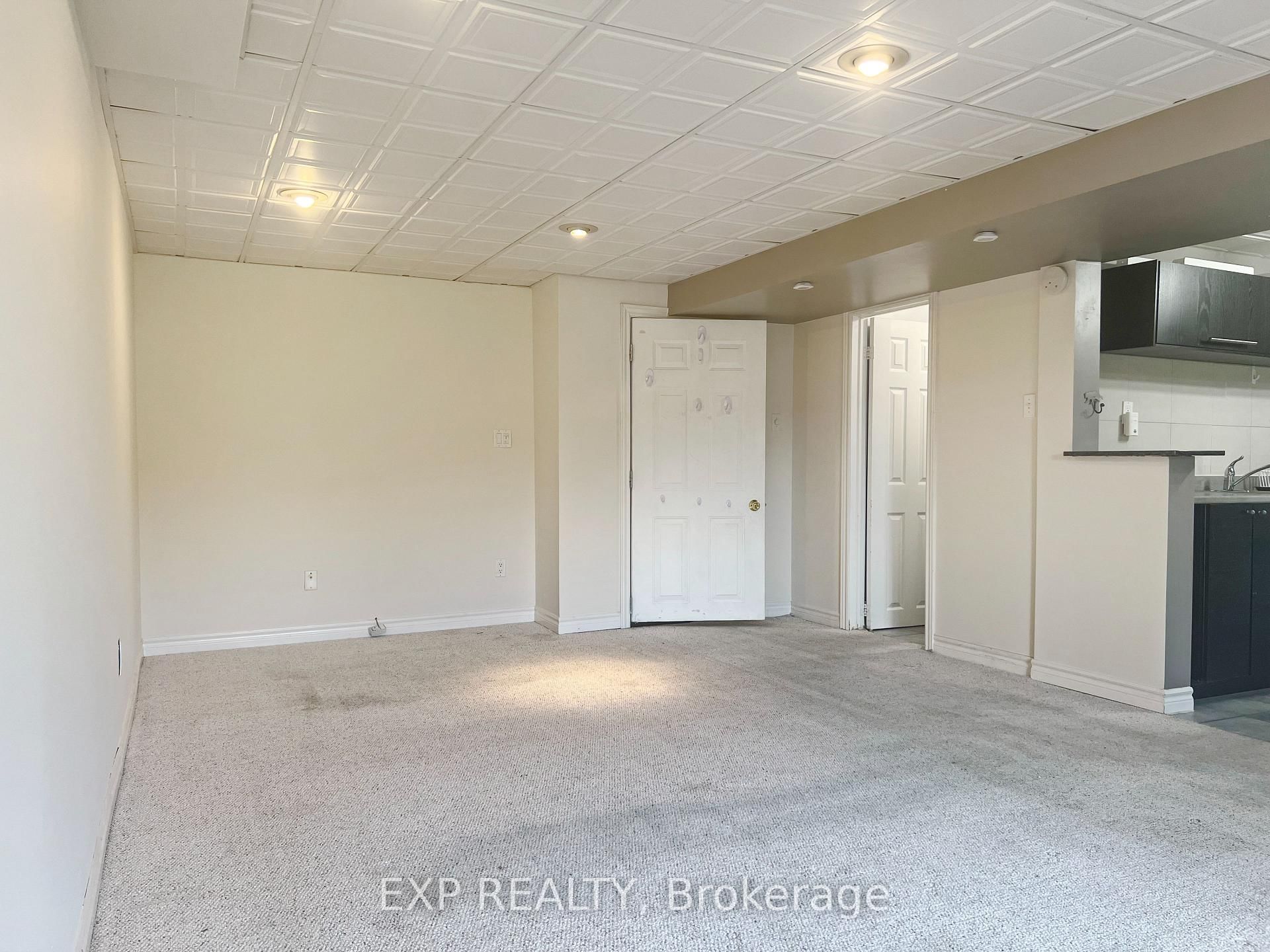 26 Millcliff Circle, Unit Bsmt