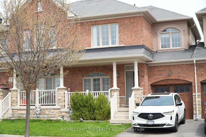 home for lease on 169 Hammersly Boulevard