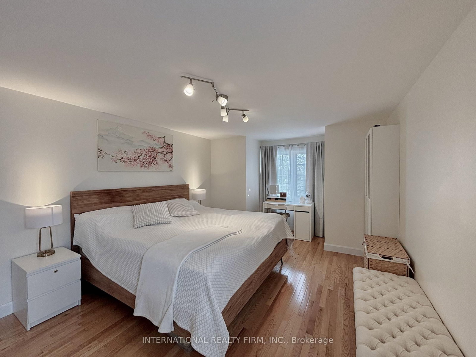 168 Willow Lane • Newmarket, ON photo 24