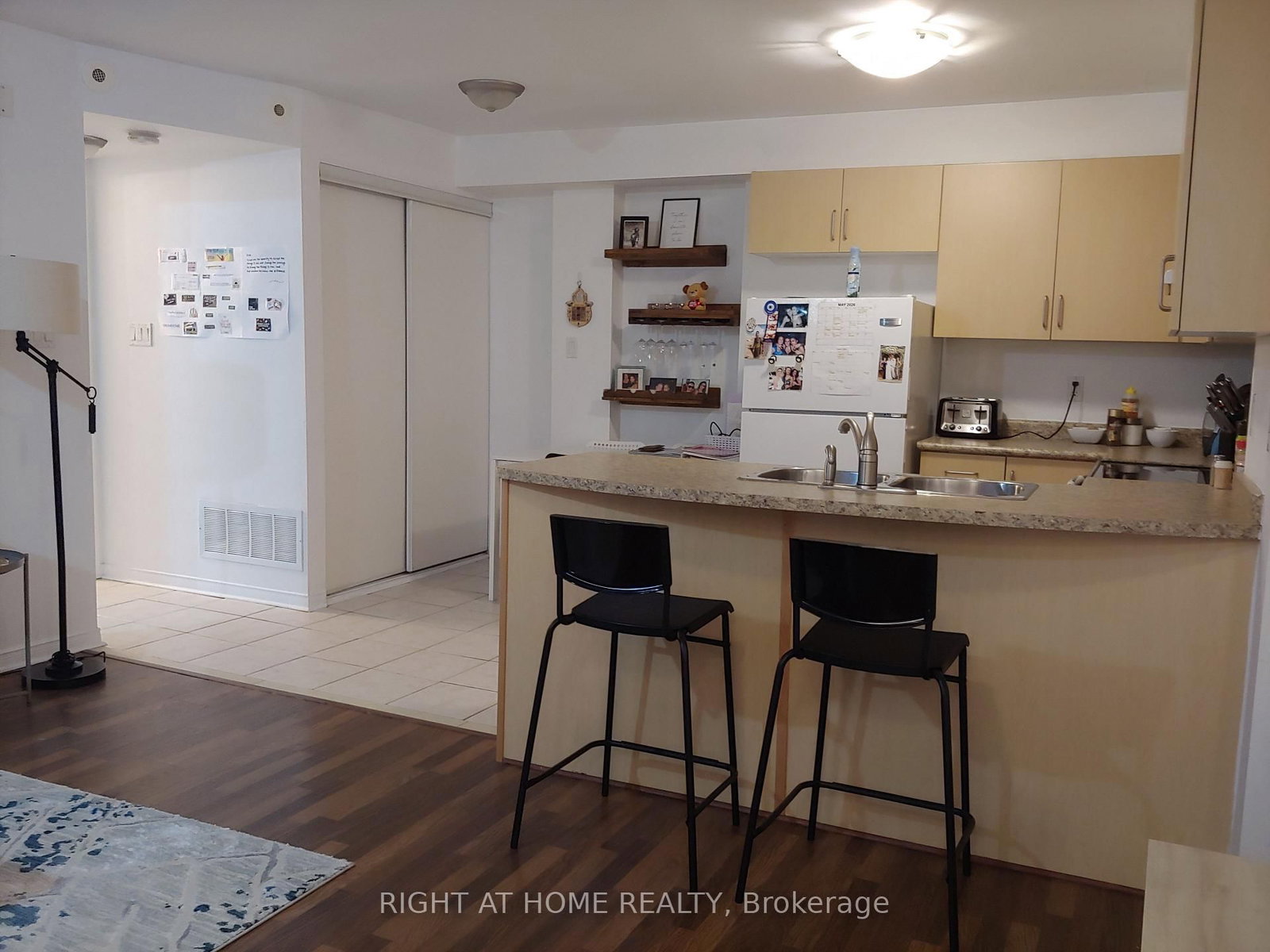 310 John Street, Unit 162 - Photo 16
