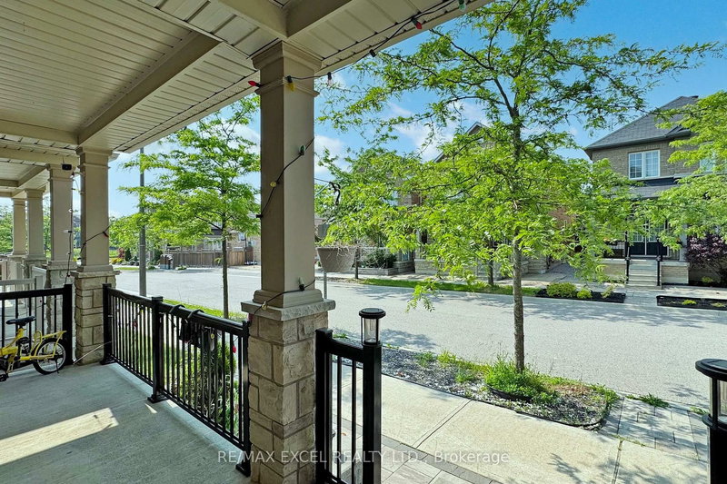 9 Sunnyside Hill Rd, Markham, L6B 0X4 | Image 3