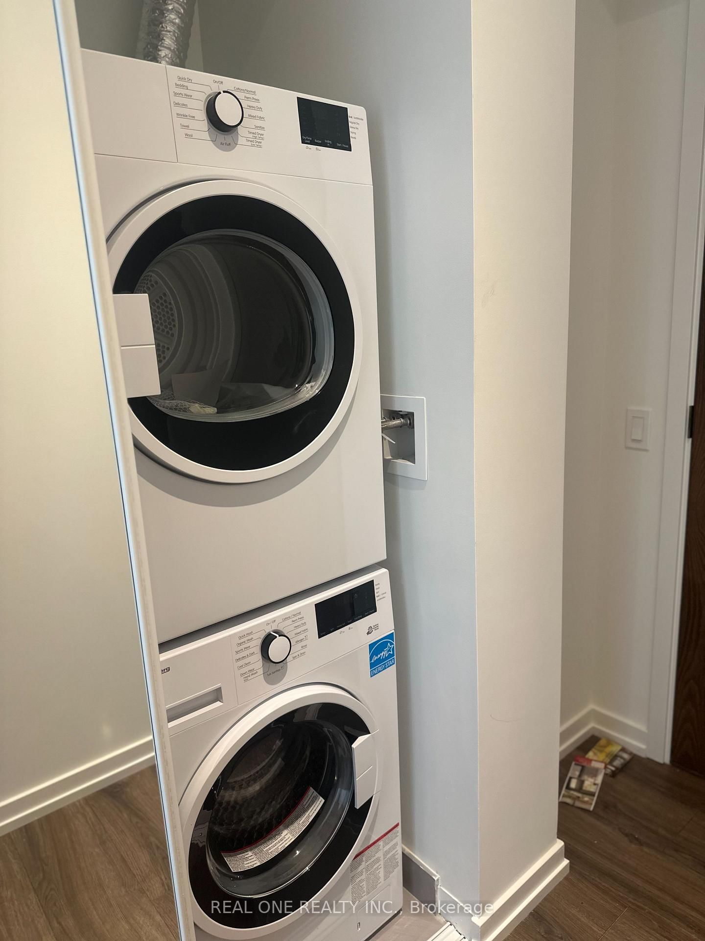 7890 Jane Street, Unit 4001 - Photo 8