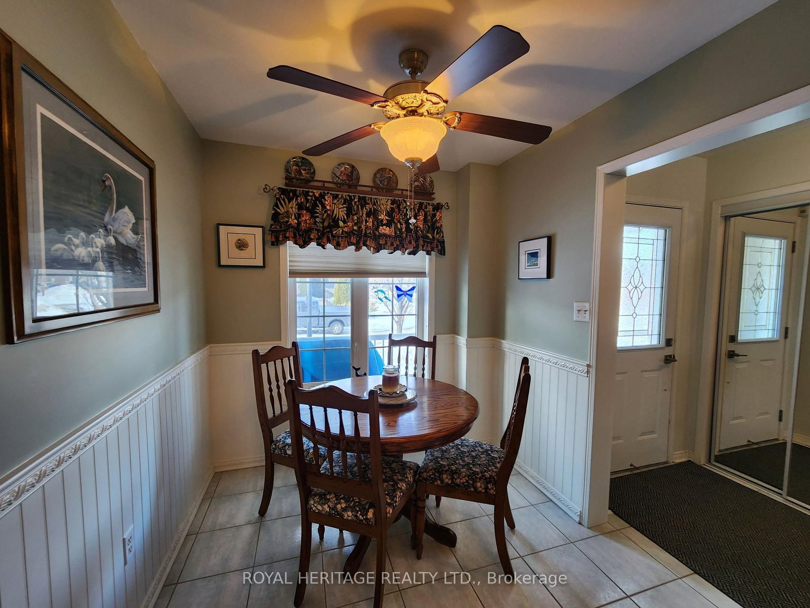 127 Knapton Drive • Newmarket, ON photo 12