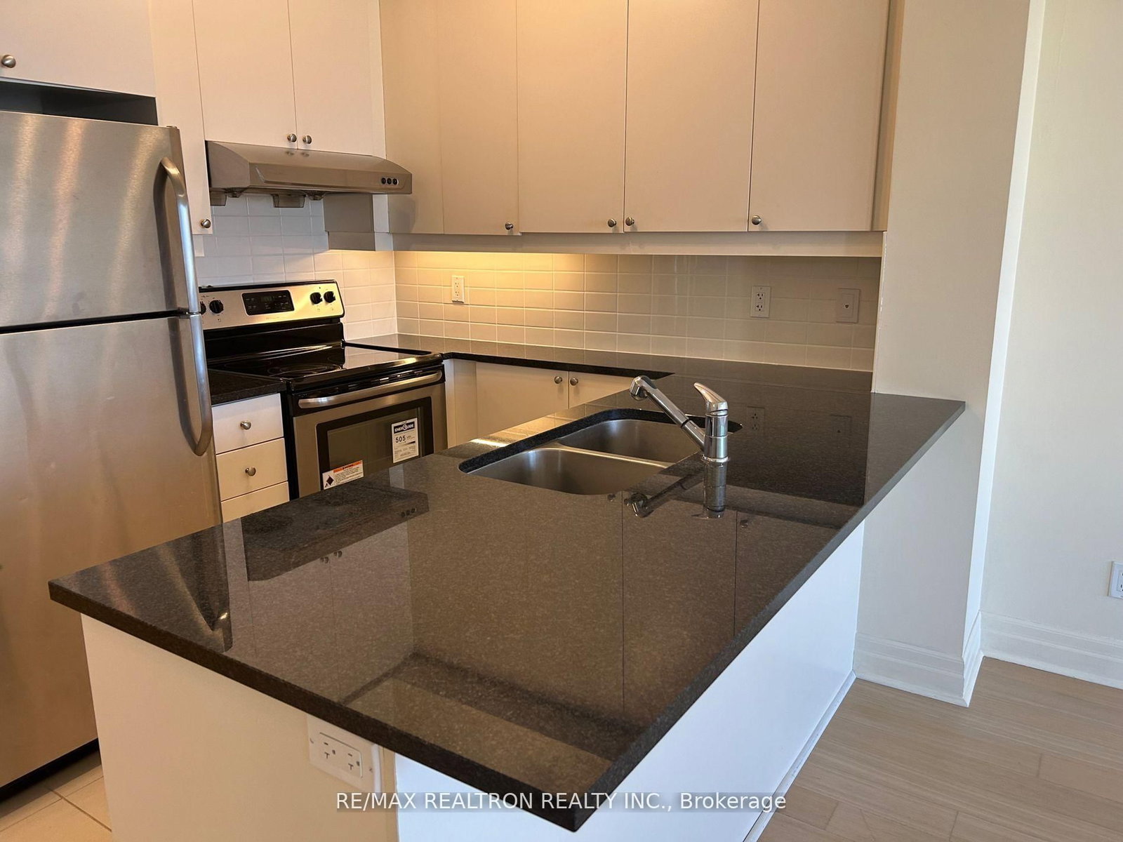 8130 Birchmount Road, Unit 813 - Photo 15