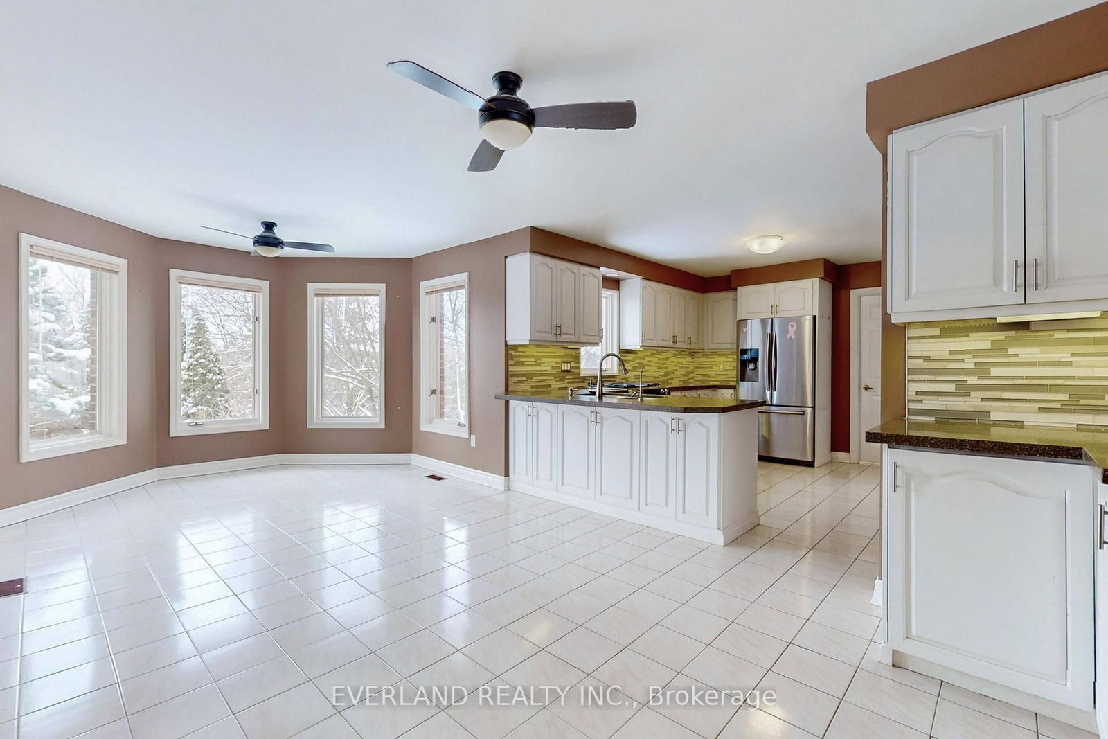 173 Thompson Drive • East Gwillimbury, ON photo 3