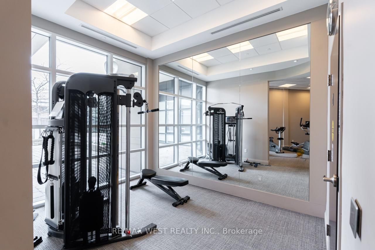 2396 Major MacKenzie Drive W, Unit 230 - Photo 33