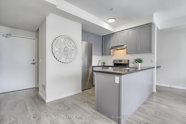 110 - 600 Alex Gardner Circle
