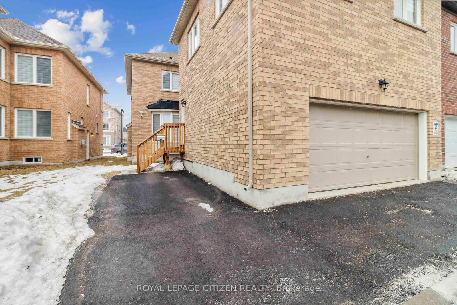 526 White's Hill Avenue, Unit B - Photo 5