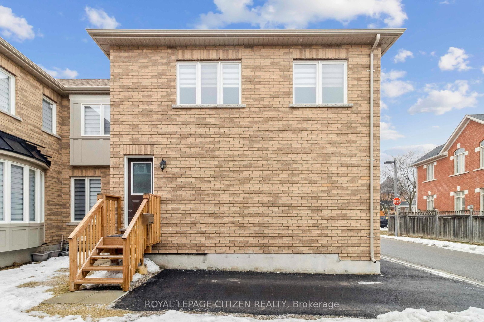 526 White's Hill Avenue, Unit B - Photo 6