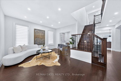10 Deer Pass Road • East Gwillimbury, ON photo 8