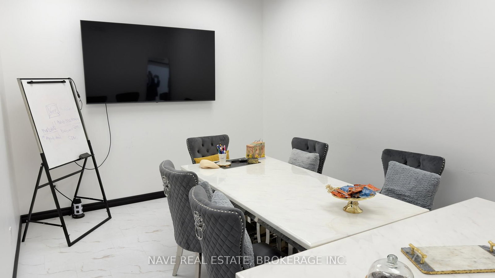 16925 Yonge Street, Unit 22 - Photo 10