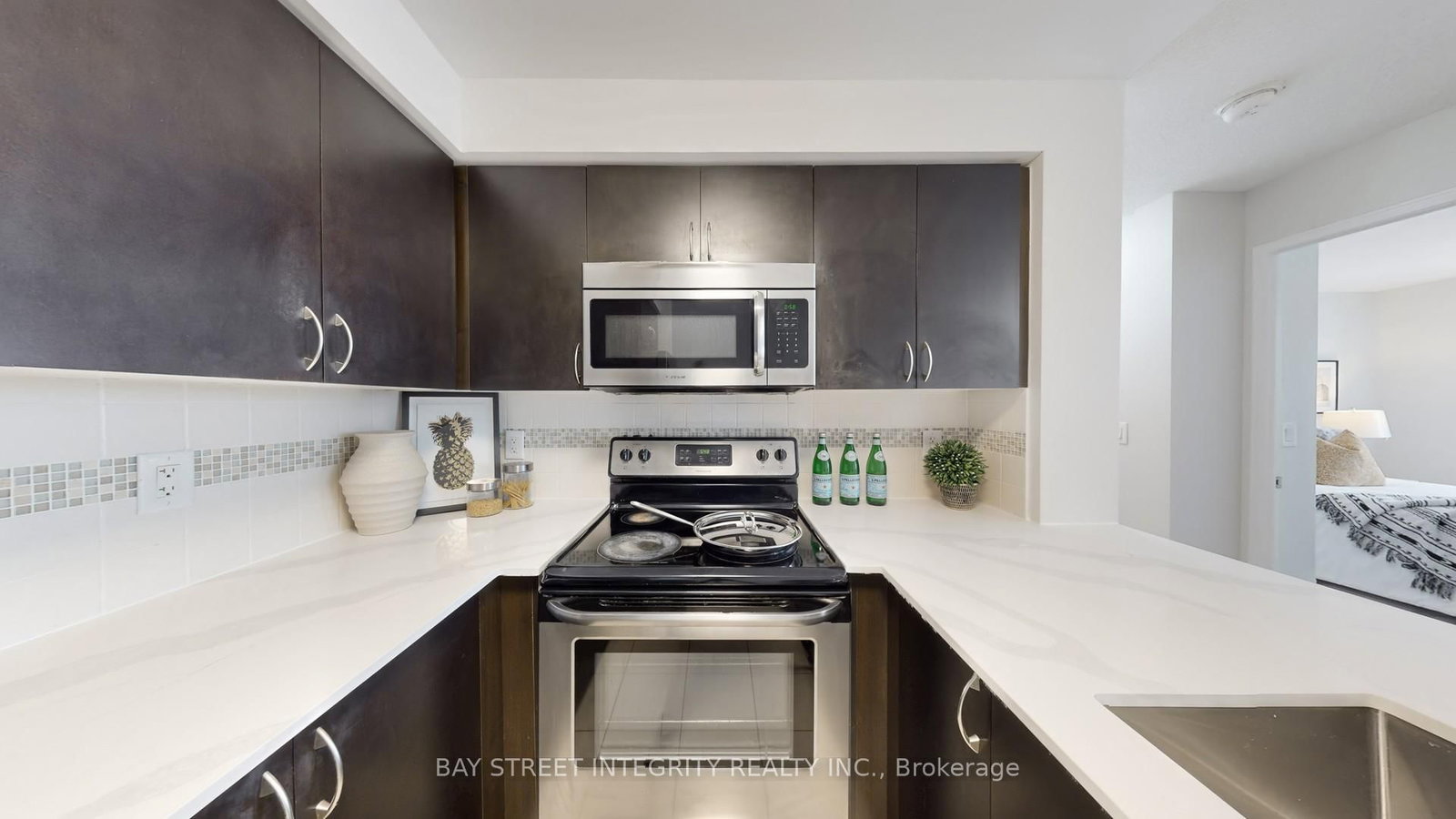 75 King William Crescent, Unit Ph01 - Photo 18