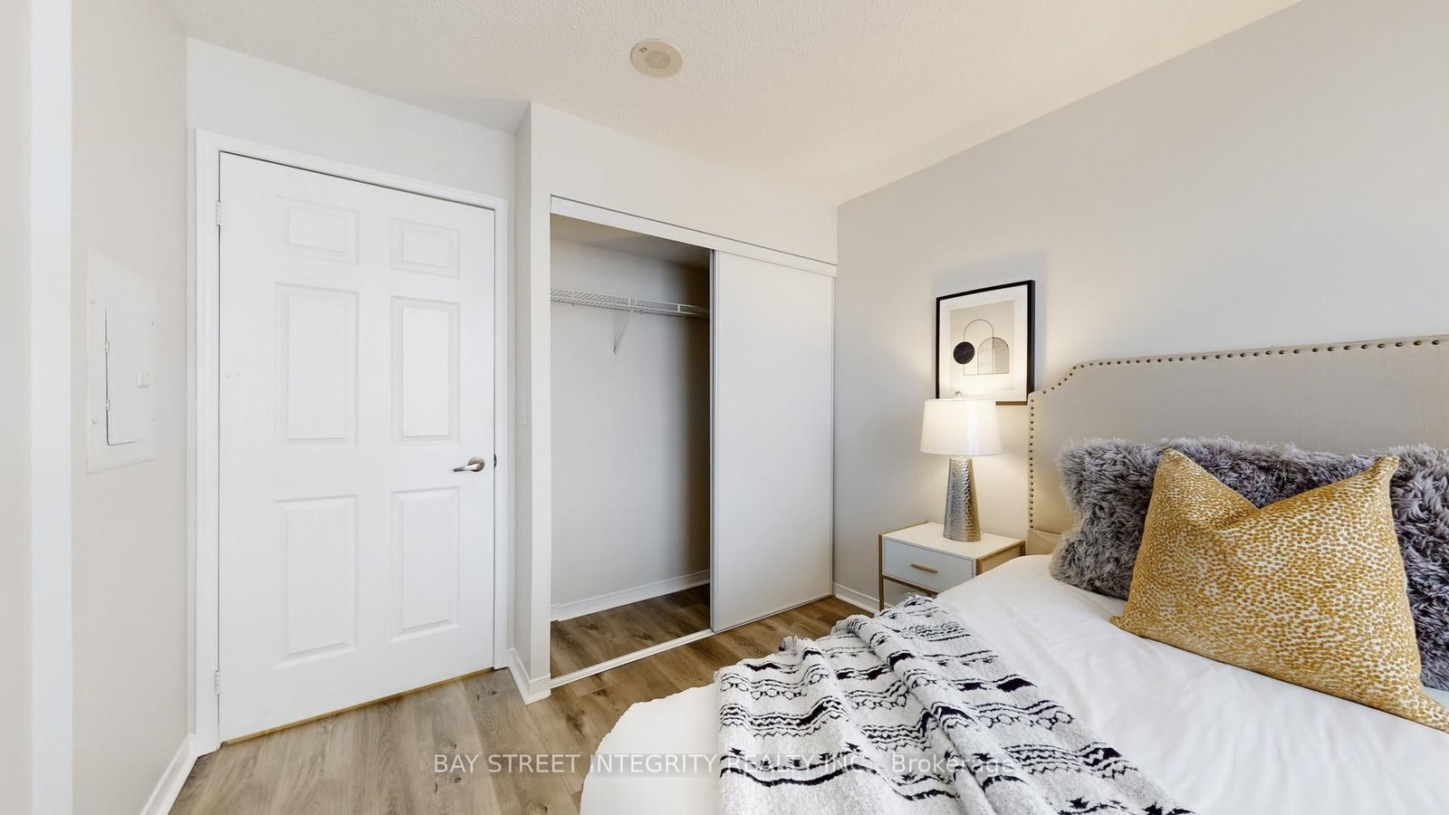 75 King William Crescent, Unit Ph01 - Photo 27