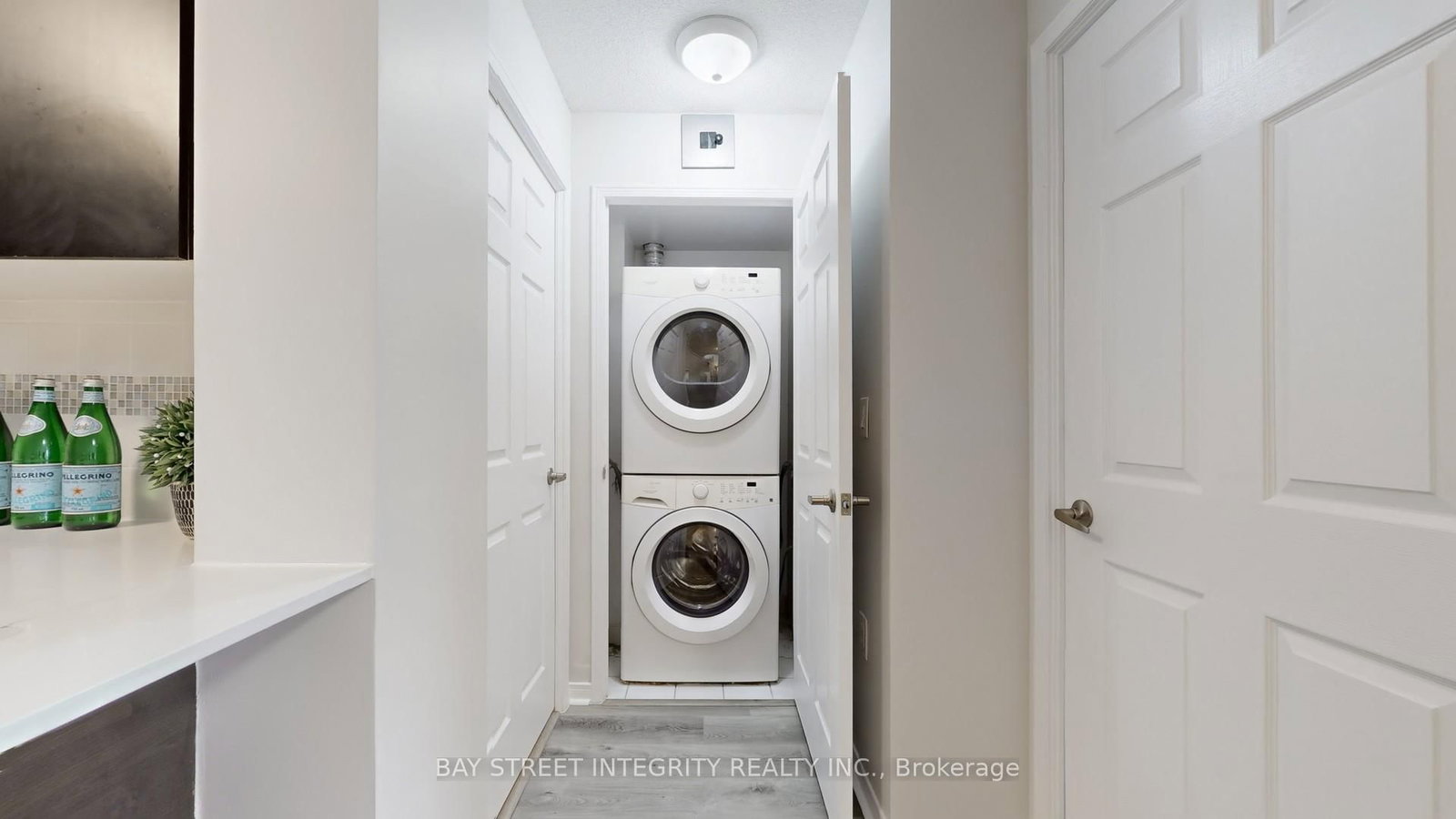75 King William Crescent, Unit Ph01 - Photo 32