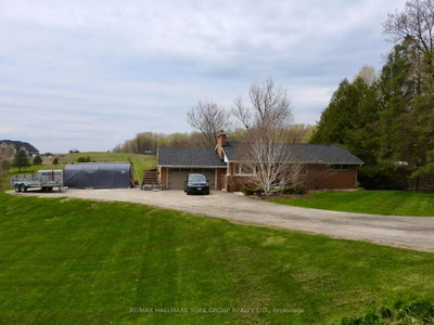 1216 Conc Rd 8, R. R. #4 Concession