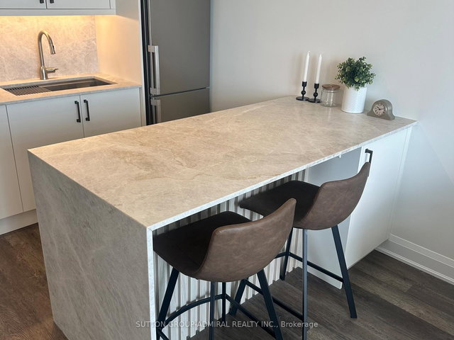 1405 - 20 Gatineau Drive