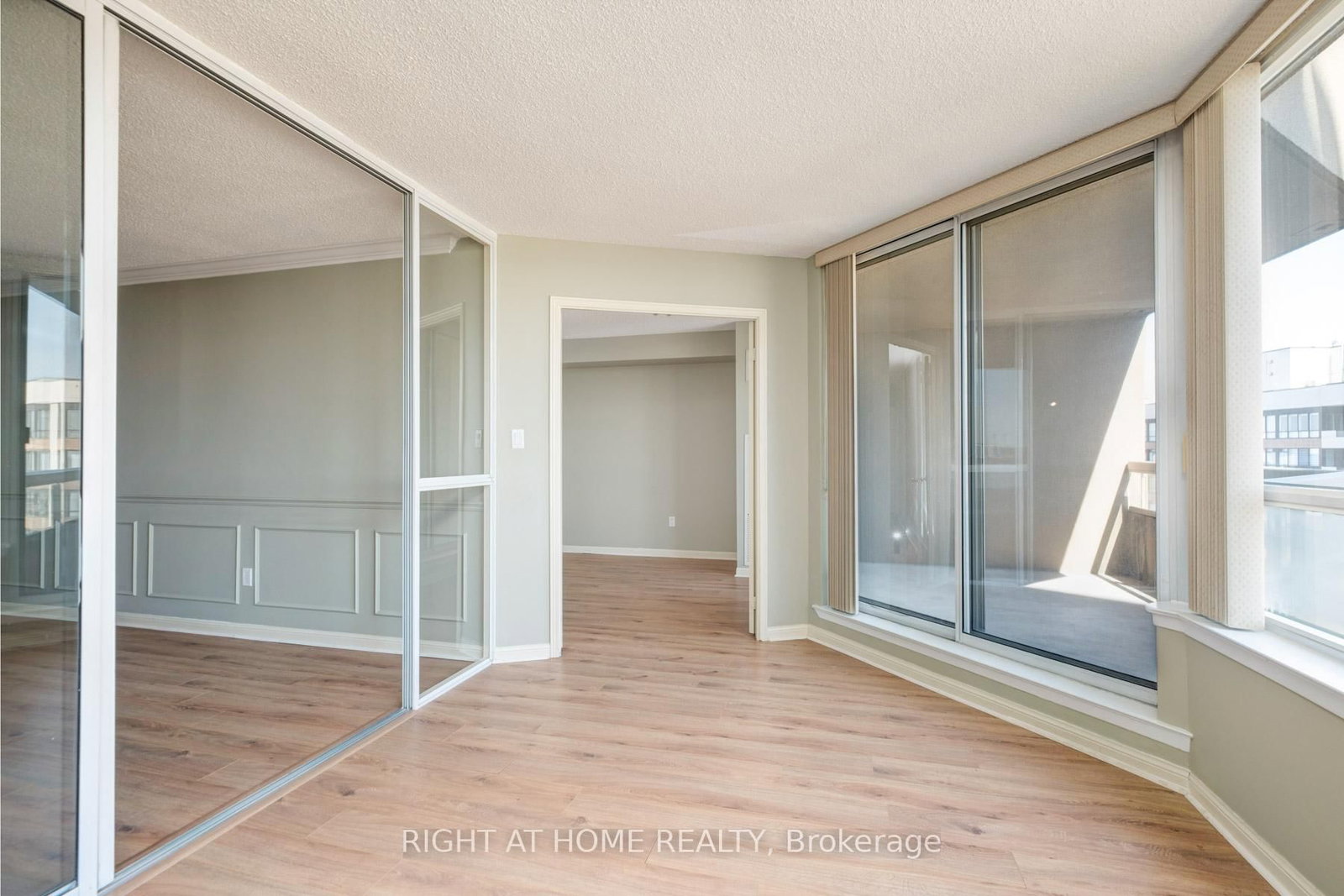 610 Bullock Drive • #1116 • Markham, ON photo 18