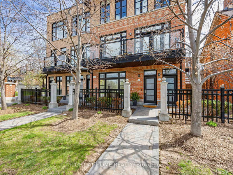 61 - 8177 Kipling Ave, Vaughan, L4L 2A3 | Image 2