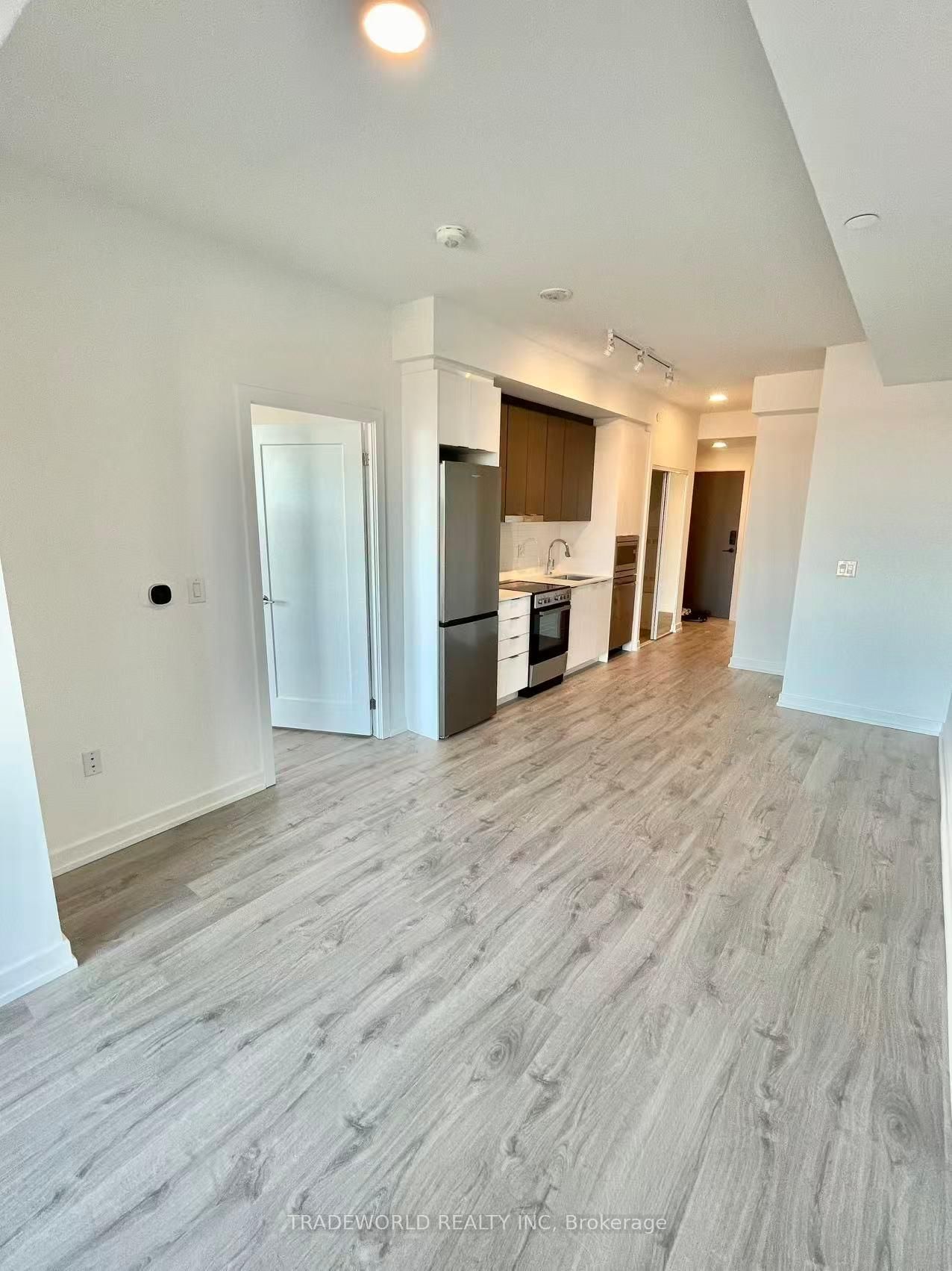 9751 Markham Road, Unit B611 - Photo 4