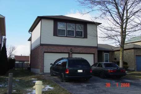 16 Madsen Cres, Markham, L3R4P3 | Image 2