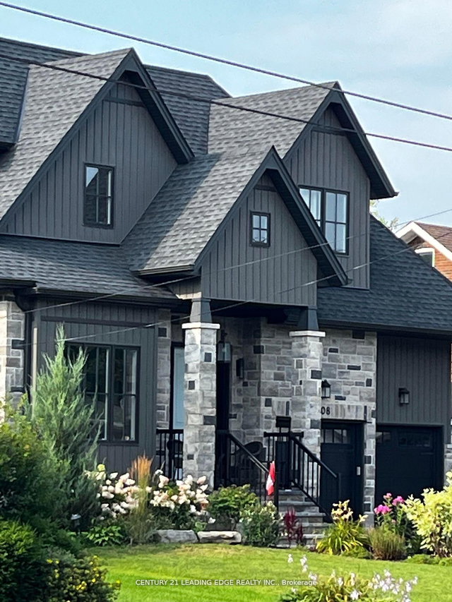 108 Manitoba Street
