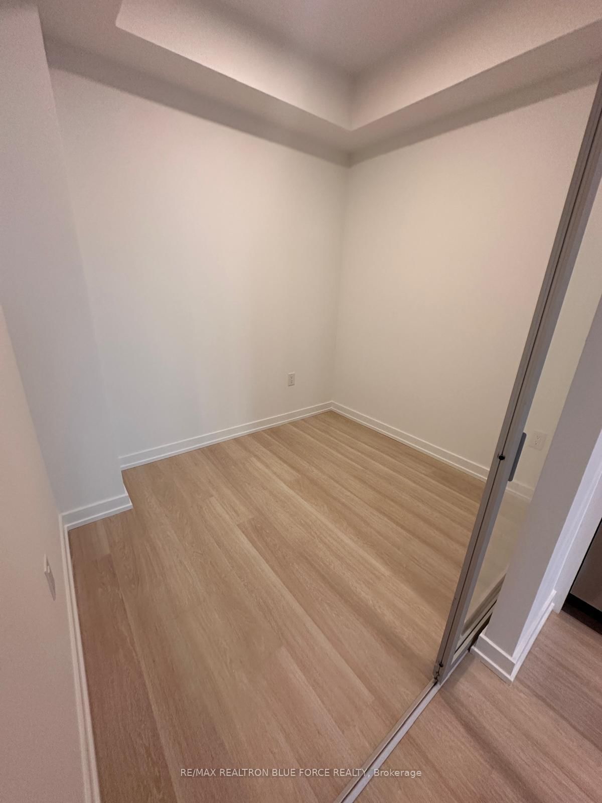 9751 Markham Road N, Unit 1202 - Photo 3