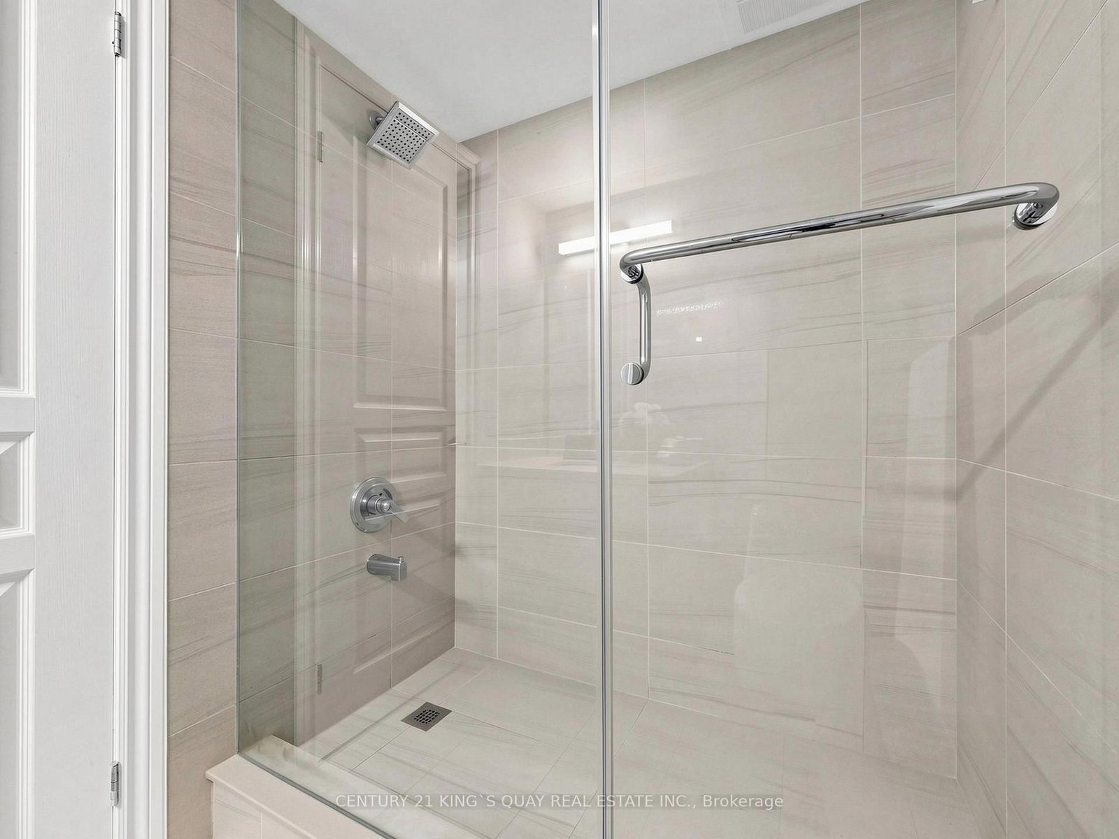 9015 Leslie Street, Unit Lph2 - Photo 12