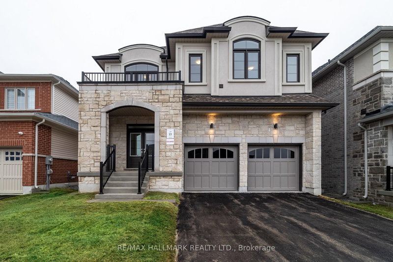 home for lease on 19 Stennett Drive